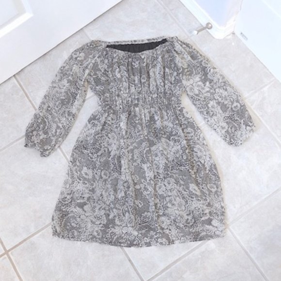 LIKE NEW Korean Elegant Floral Dress Grey - Picture 4 of 6